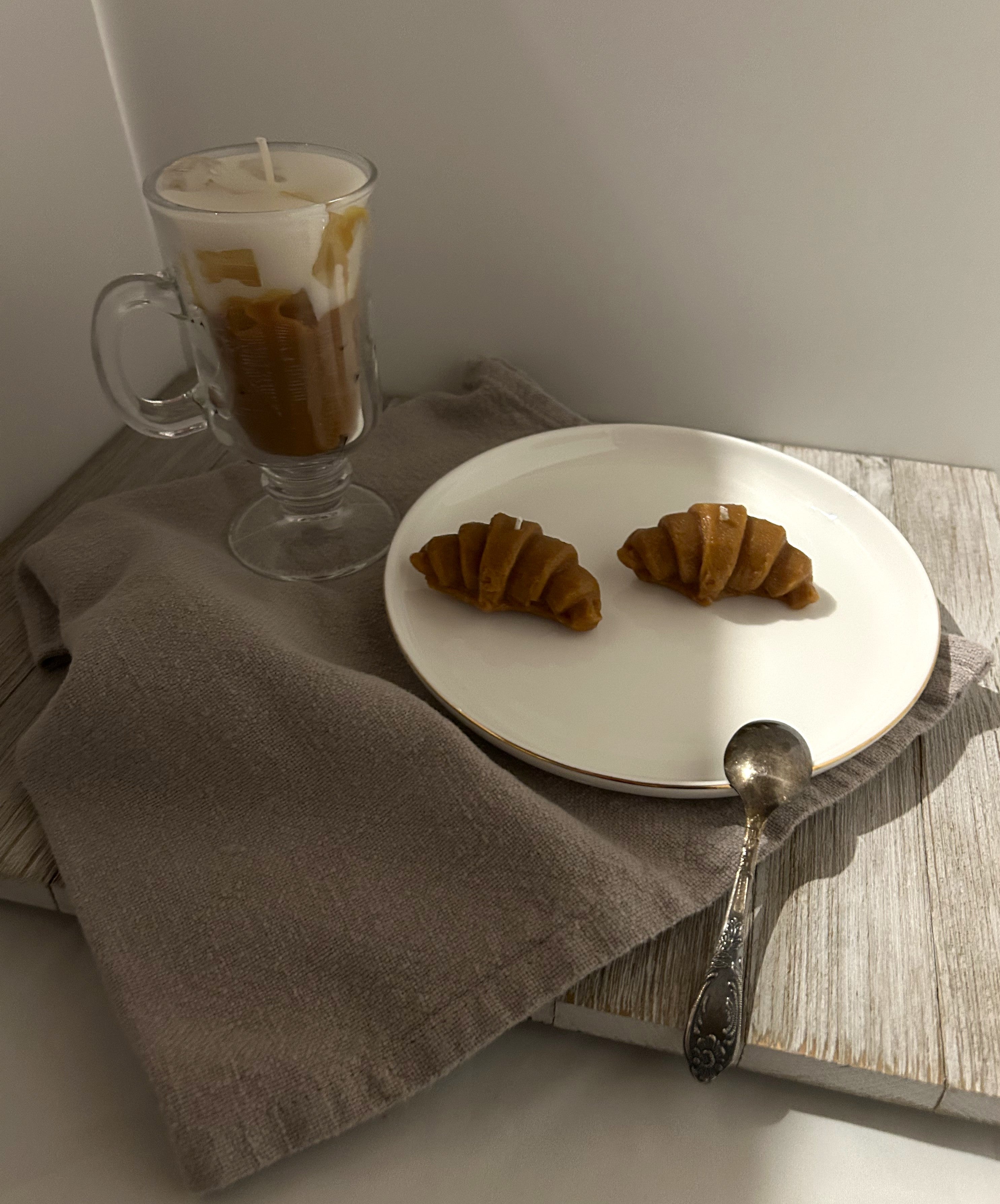 🕯️ Iced Coffee & Croissant Candle Set (3 pcs) | Chocolate Aroma | Handmade Soy Wax | Mendeleev Atelier