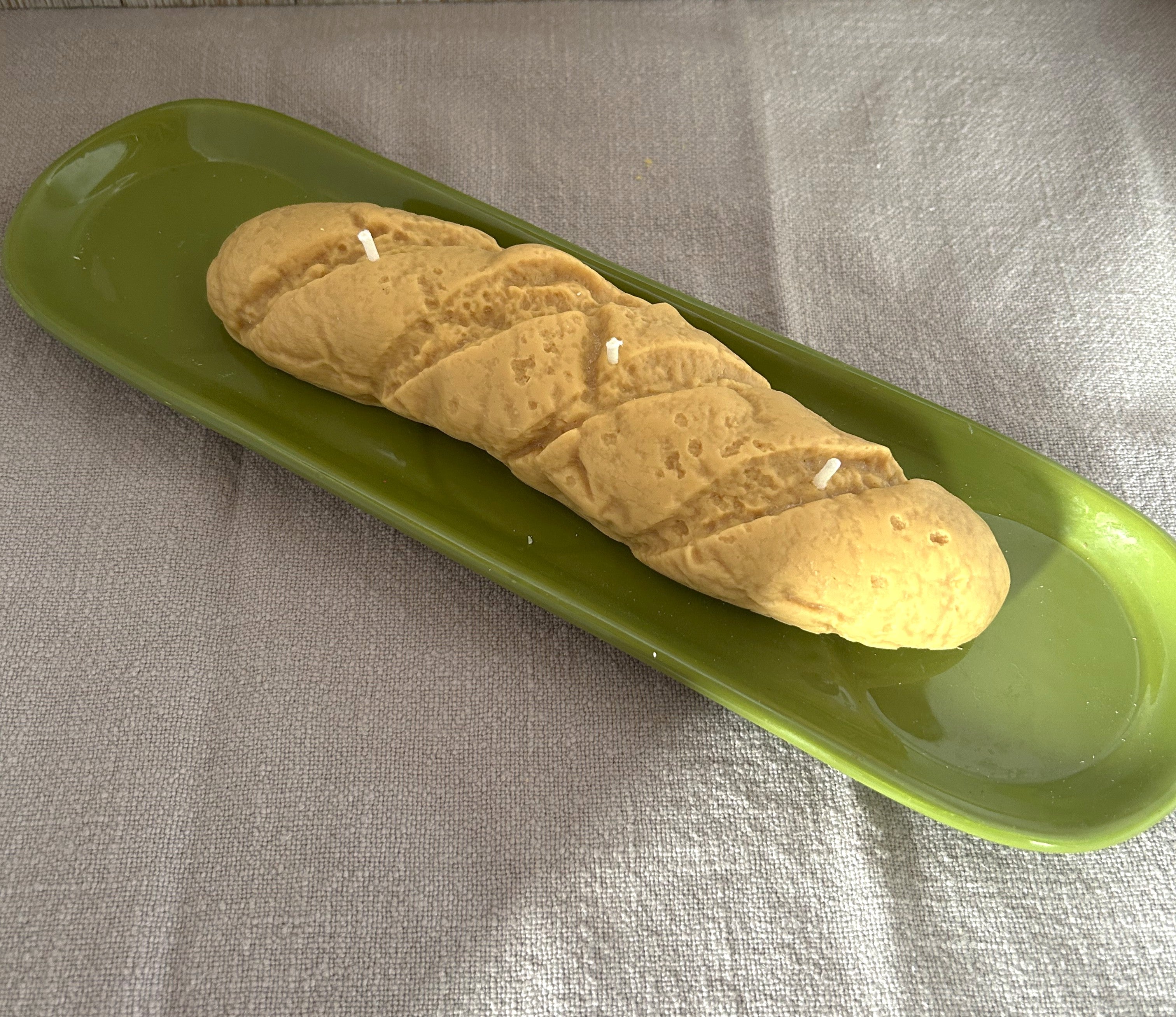 🥖 French Baguette Candle (220g) | Realistic Bakery Candle | Mendeleev Atelier