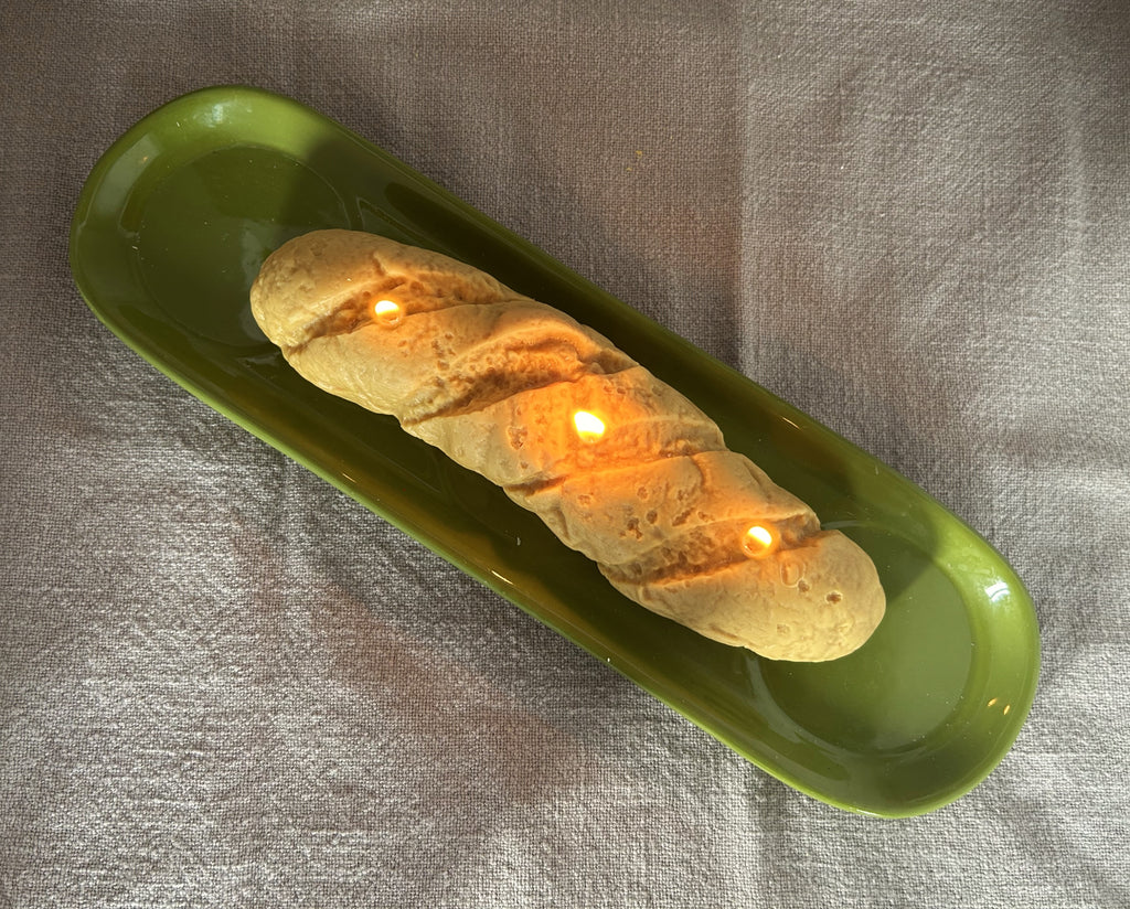 🥖 French Baguette Candle (220g) | Realistic Bakery Candle | Mendeleev Atelier