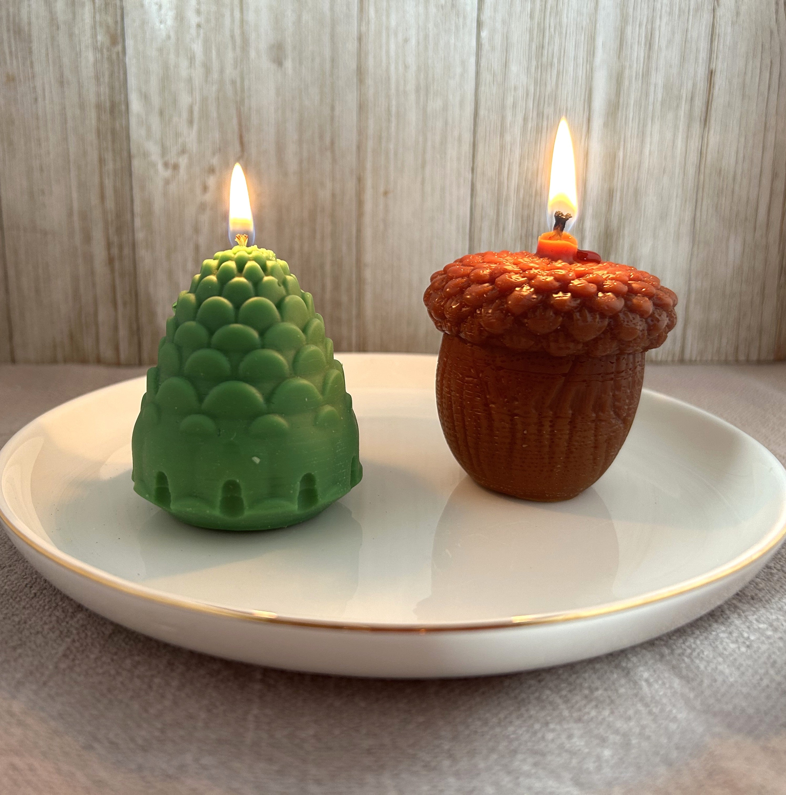 🌲 Pine Cone & Acorn Candle Set (200g) | Woodland Scent Soy Candles | Mendeleev Atelier