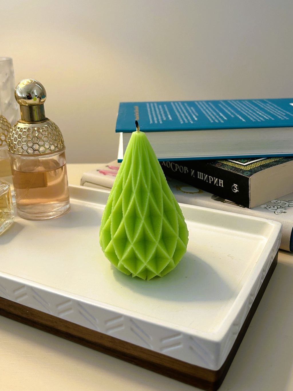 🔷 Geometric Sculptural Candle (150g) | Modern Minimalist Candle | Mendeleev Atelier