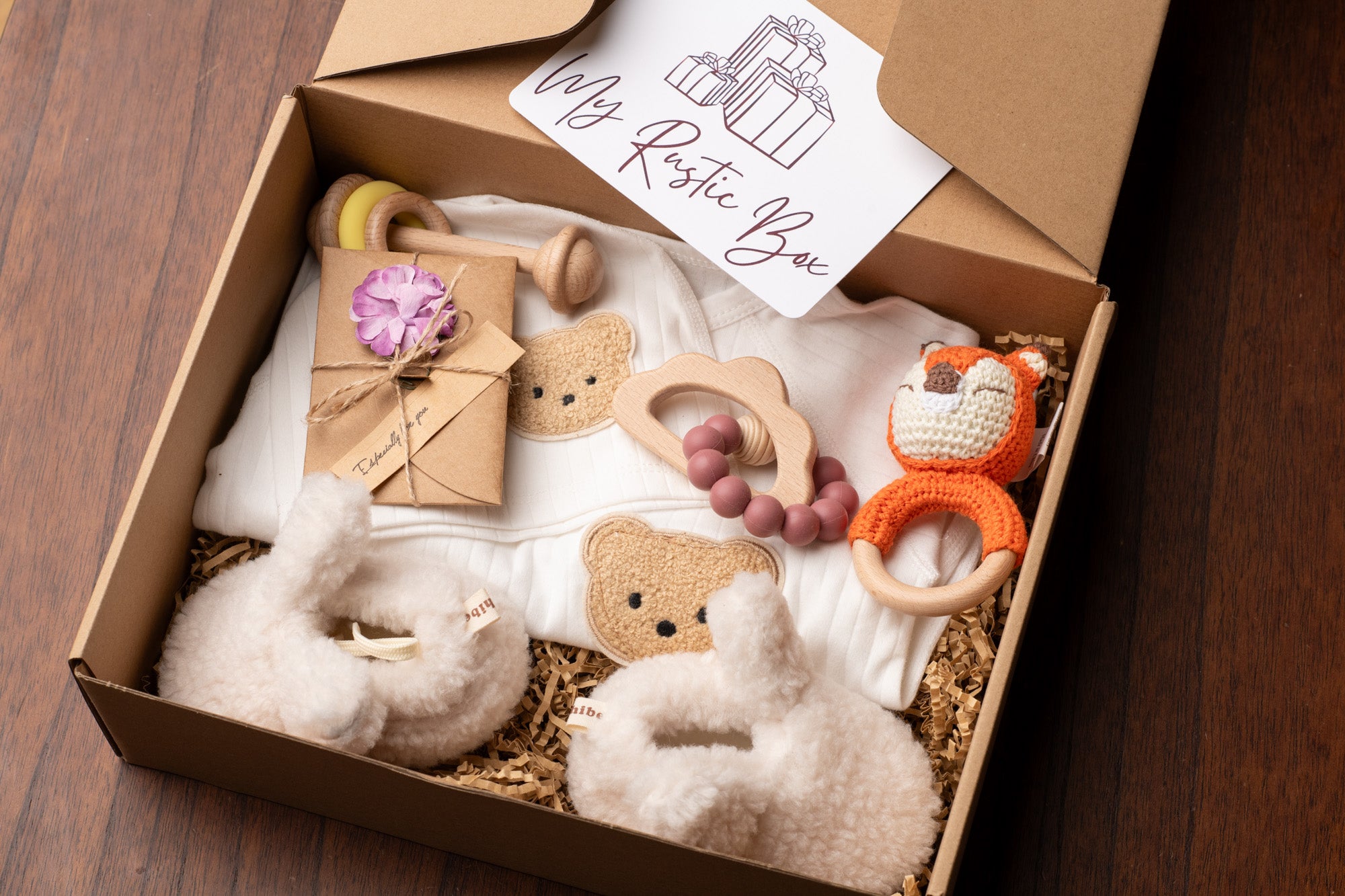 🐑 Rustic Baby Box – For a Little Girl