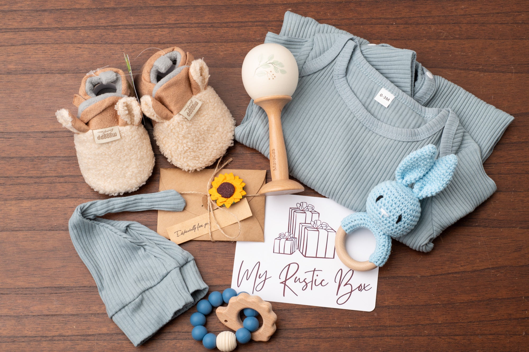 🐑 Rustic Baby Box – For a Little Boy
