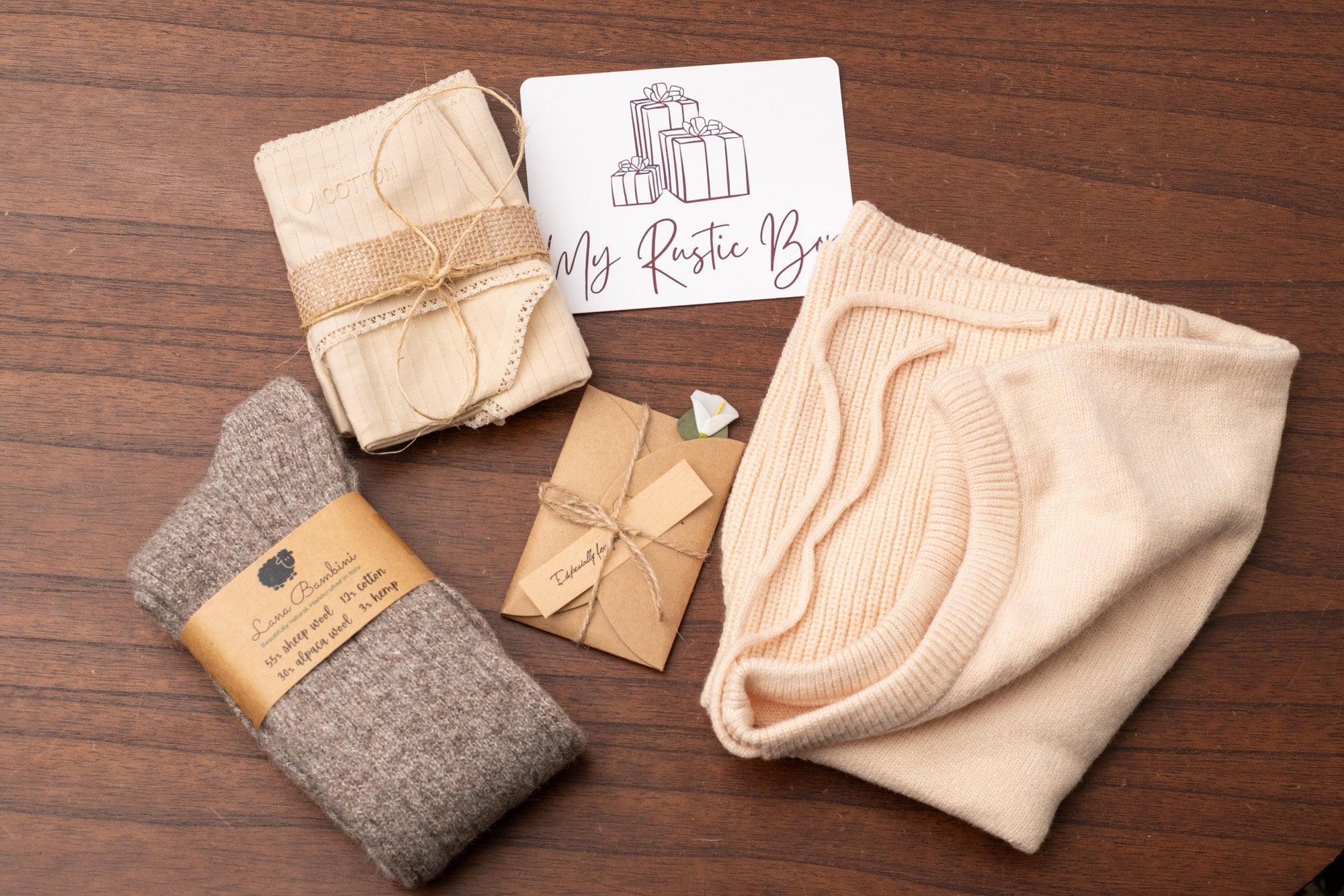 🧺 Rustic Women’s Daily Essentials Box